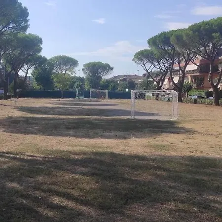 2 Metro A Free Parking